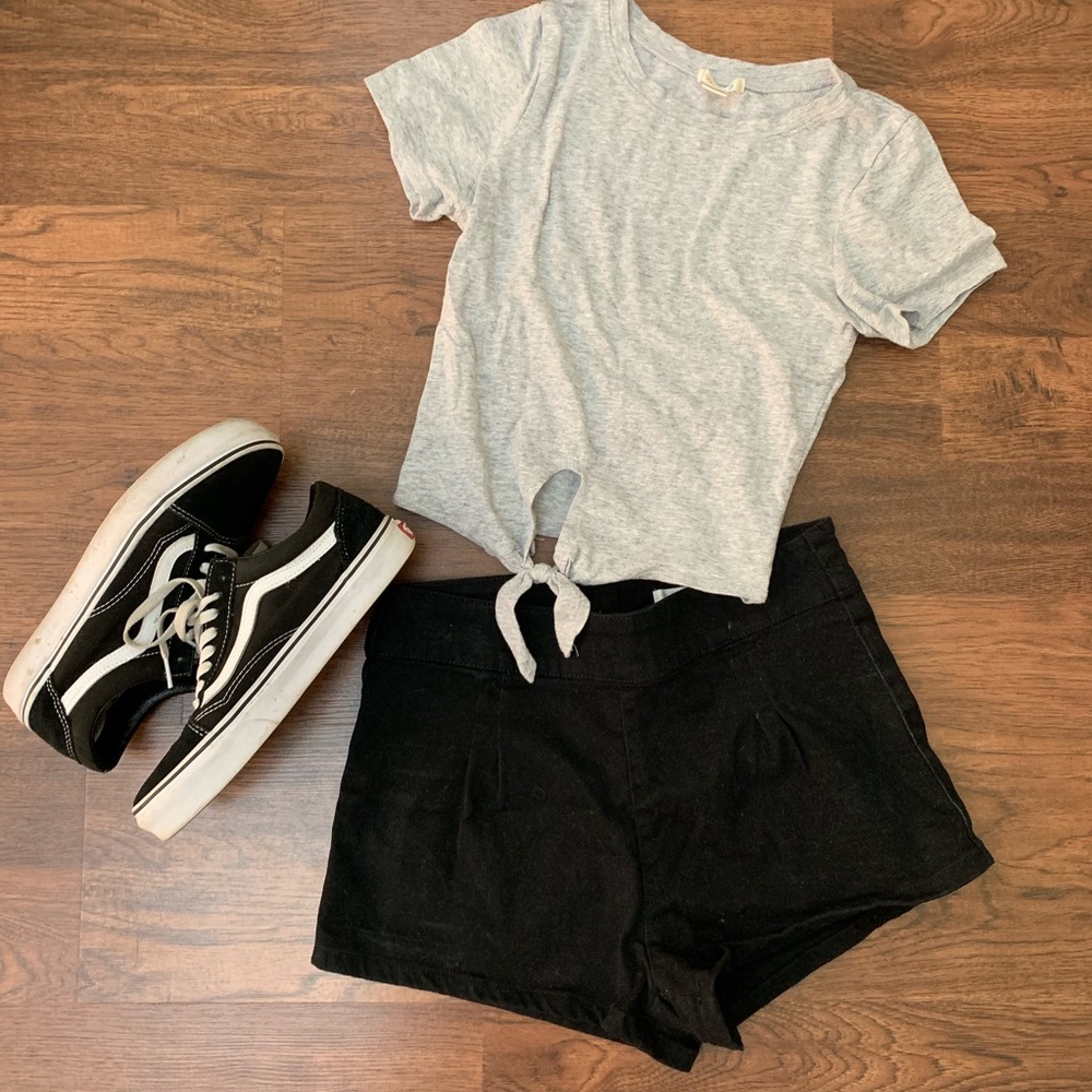 Cropped tie top